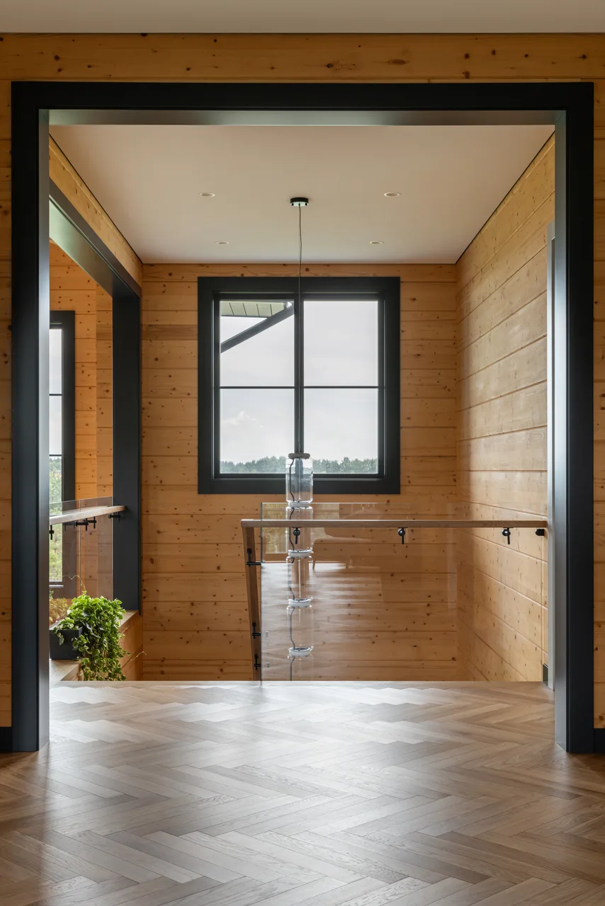 Дом в Завидово — лестничная площадка и смежные пространства